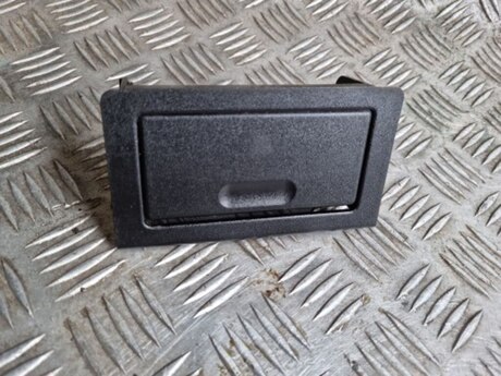 "BMW E36" külqabıları