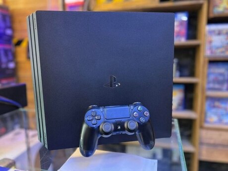 Sony PlayStation 4 Pro GTA 5 Bundle