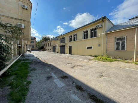 9-room house for sale in M.Ə.Rəsulzadə, 400 m², 600 000 AZN, photo 2 / 12