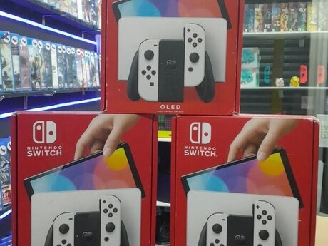 Nintendo Switch OLED 64GB WHITE