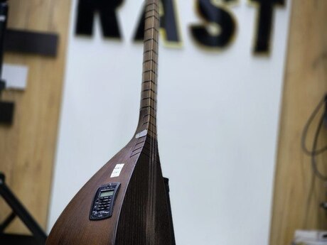 Saz