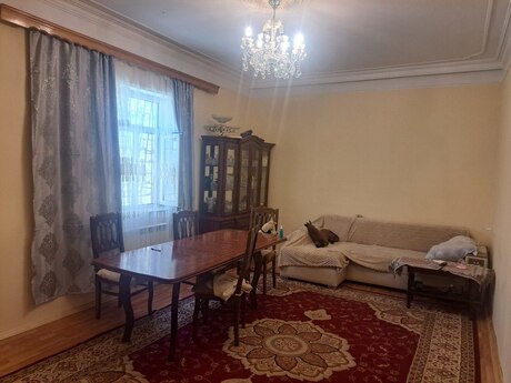 5-room house for sale in Köhnə Günəşli, 159 m², 280 000 AZN, photo 3 / 12