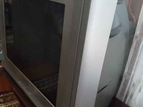 Телевизор "Samsung"
