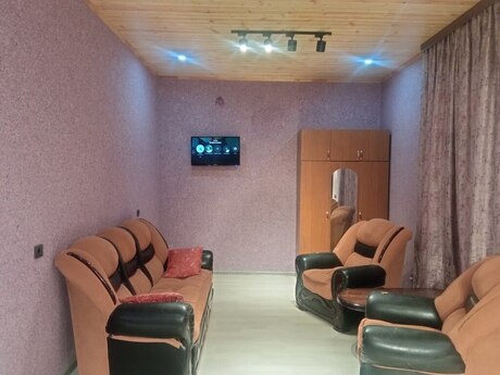 Həyət evi kirayə verilir, Yaşma bağları Həyət evi kirayə verilir, Yaşma bağları
