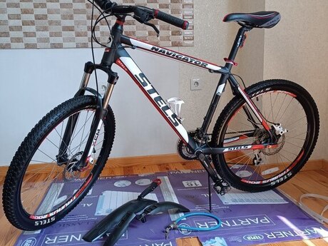 Velosiped "Stels navigator 830"