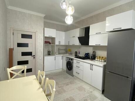 Qurtuluş 93 kompleksində 3 otaqlı yeni tikili mənzil satılır, 83 m², 83 000 AZN, şəkil 4 / 12