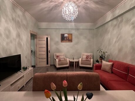 Qurtuluş 93 kompleksində 3 otaqlı yeni tikili mənzil satılır, 96 m², 134 000 AZN, şəkil 2 / 8