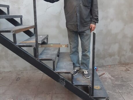 Qaynaqçı işi axtarıram