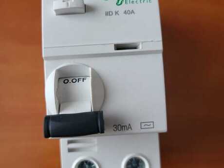 Elektrik açarı "A9R50240 Schneider"
