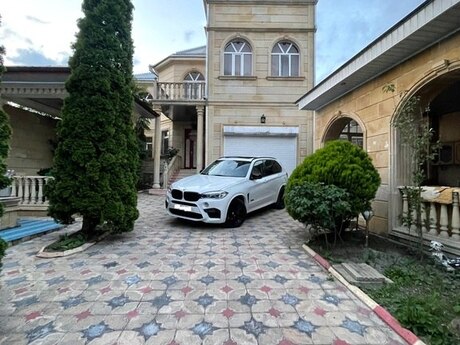 Villa, Şəki ş.
