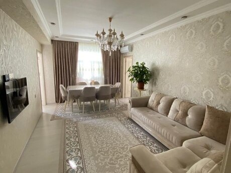 4 otaq · 82 m² · 5/6 mərtəbə, Qurtuluş 93