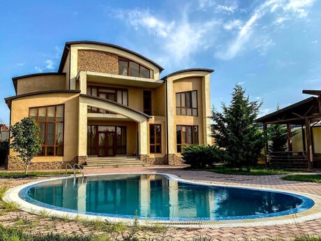 Bağ evi kirayə verilir, Novxanı qəs. Bağ evi kirayə verilir, Novxanı qəs.