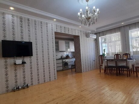 4 rooms · 140 m² · floor 1/1, Sahil