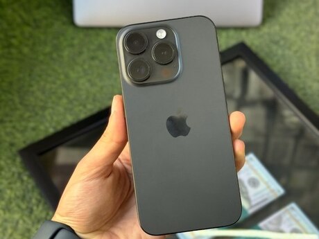 Apple iPhone 15 Pro Black Titanium 128GB/8GB