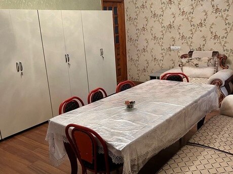 Сдаётся 3-комнатная квартира в старом фонде, 28 May, 60 м², 140 AZN/мес, фото 2 / 5