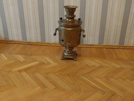 Qədimi samovar