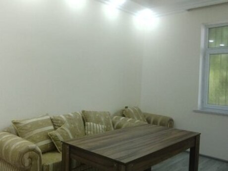 2-room old-build apartment for sale in Səbail, 65 m², 175 000 AZN, photo 2 / 12