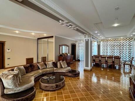 6 otaq · 560 m²