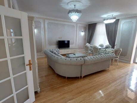 Nizamidə 4 otaqlı yeni tikili mənzil satılır, 215 m², 615 000 AZN, şəkil 2 / 12