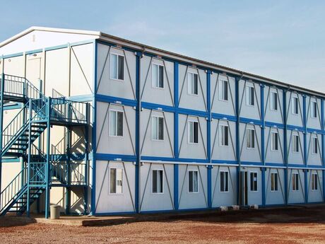 Prefabrik yeməkxana binası