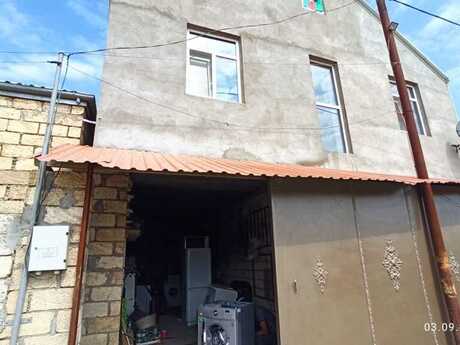 Sarayda 4 otaqlı həyət evi satılır, 144 m², 77 000 AZN, şəkil 2 / 12