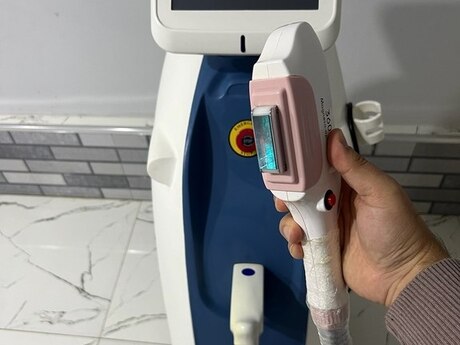 Diod və aleksandrit lazer epilyasiyası aparatı