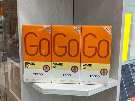 Telefon "Tecno"