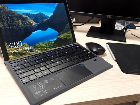 Noutbuk "Microsoft Surface Pro 5" Noutbuk "Microsoft Surface Pro 5"