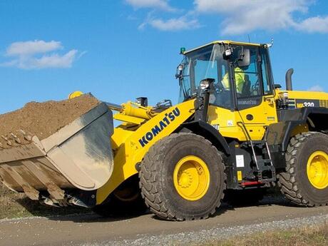 Frontal yükləyici "KOMATSU WA320-6"