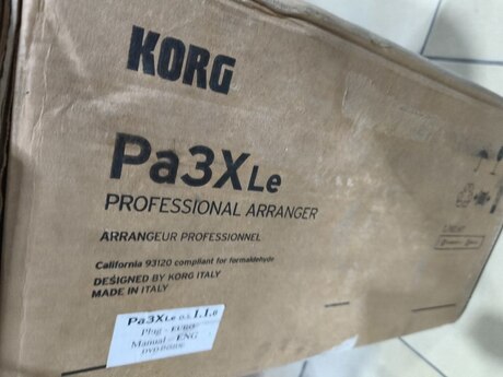 Sintezator "Korg pa3x"