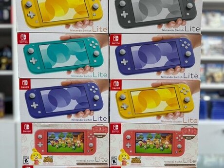 "Nintendo Switch Lite" oyun konsolu