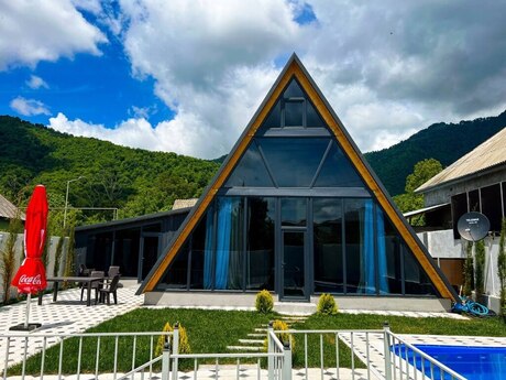 Bağ evi kirayə verilir, Qəbələ ş. Bağ evi kirayə verilir, Qəbələ ş.