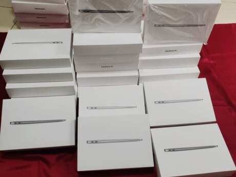 Apple MacBook Air M1 Apple MacBook Air M1