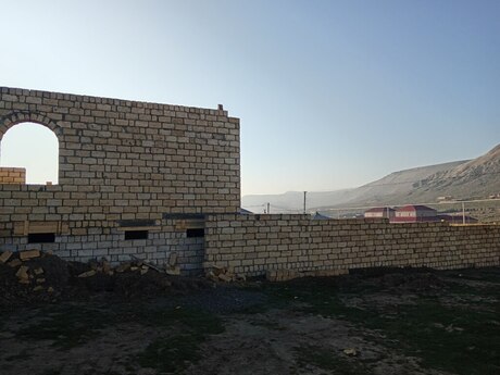 5 otaqlı ev, 204 m², Qobu, 45 000 AZN