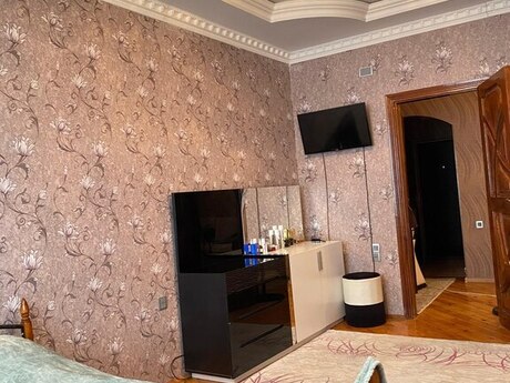 Продаётся 2-комнатная квартира в новостройке, 4-cü mikrorayon, 85 м², 210 000 AZN, фото 4 / 12
