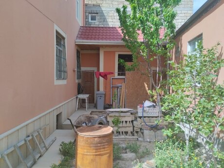 7-room house for sale in Ramana, 270 m², 170 000 AZN, photo 2 / 12