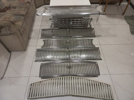 "GAZ 24 Volga" radiator barmaqlığı