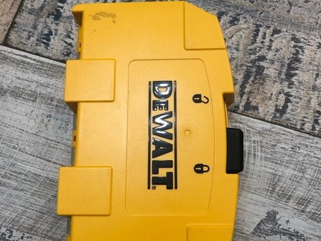 Alət çantası "DeWalt"