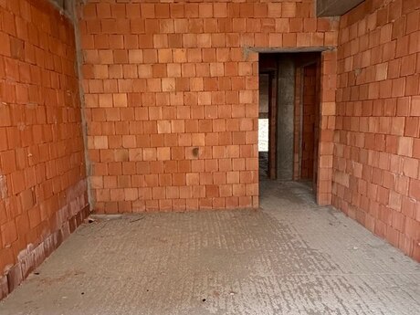 Qurtuluş 93 kompleksində 3 otaqlı yeni tikili mənzil satılır, 80 m², 90 000 AZN, şəkil 4 / 11
