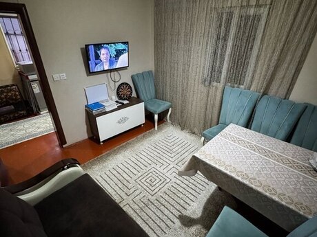Səbaildə 2 otaqlı həyət evi satılır, 50 m², 40 000 AZN, şəkil 2 / 8