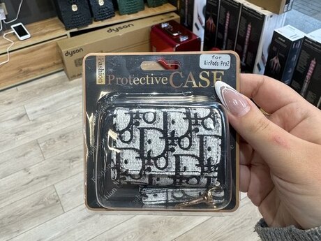 "AirPods pro 2 Dior” case "AirPods pro 2 Dior” case