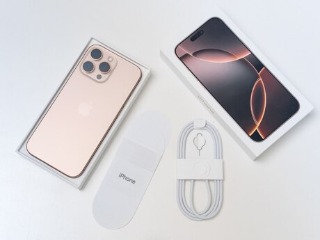 Apple iPhone 16 Pro Desert Titanium 1TB/8GB