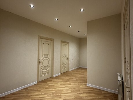 Bakıxanovda 4 otaqlı yeni tikili mənzil satılır, 140 m², 250 000 AZN, şəkil 4 / 12