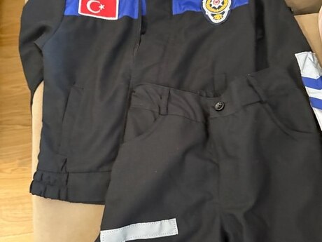 Polis geyimi