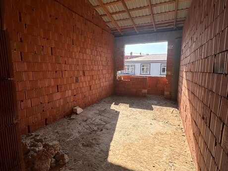 Qurtuluş 93 kompleksində 2 otaqlı yeni tikili mənzil satılır, 83 m², 59 500 AZN, şəkil 4 / 11