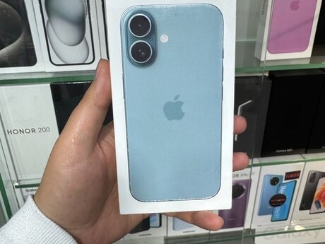 Apple iPhone 16 Teal 128GB/8GB