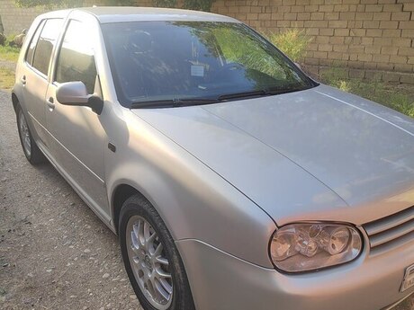 Volkswagen Golf GTI, 1999 il