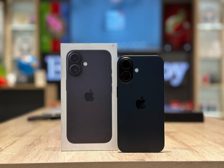 Apple iPhone 16 Black 128GB/8GB
