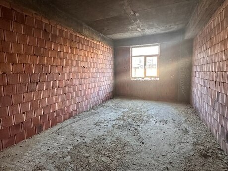 Qurtuluş 93 kompleksində 2 otaqlı yeni tikili mənzil satılır, 83 m², 77 500 AZN, şəkil 3 / 7