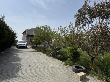 3 otaq · 600 m² · 1/1 mərtəbə, Zirə
